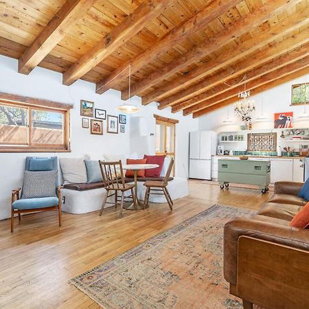 Heart Of Santa Fe - Adorable Hideaway - King And Queen - Walk To Everything - Fireplace - Ac المظهر الخارجي الصورة